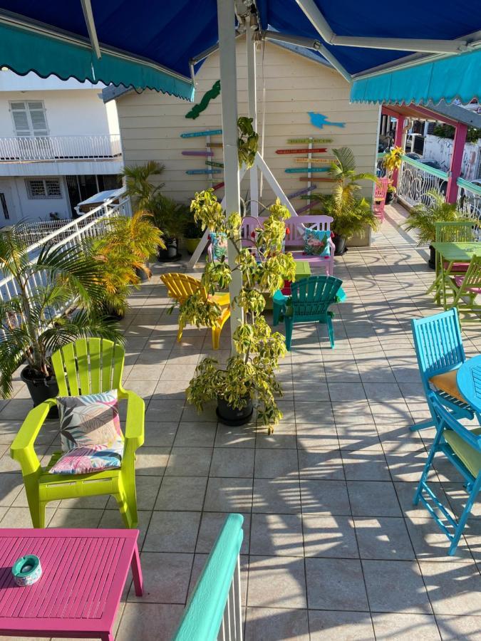 Hotel De La Plage Saint-Gilles Les Bains Exterior photo